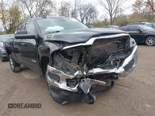 2020 Ram 2500 Tradesman with VIN 3C6UR5CL5LG185891, listed as a IAAI auction lot 40776376 with 181,139 mi miles and . Bid and sale history available at DreamBid. Image 6.