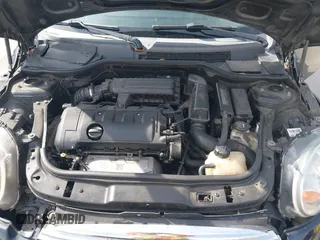 2009 MINI Hardtop with VIN WMWMF33589TW70400, listed as a IAAI auction lot 42055596 with 118,543 mi miles and . Bid and sale history available at DreamBid. Image 10.