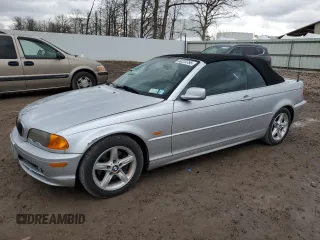 2002 BMW 3 Series 325Ci with VIN WBABS33402PG87364, listed as a Copart auction lot 50220785 with 107,758 mi miles and Salvage Title. Bid and sale history available at carsss.com. Image 1.
