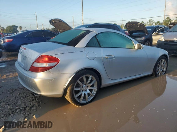 2005 Mercedes-Benz SLK-Class with VIN WDBWK56FX5F060562, listed as a Copart auction lot 73662754 with 0 mi miles and Salvage Title. Bid and sale history available at carsss.com. Image 3.