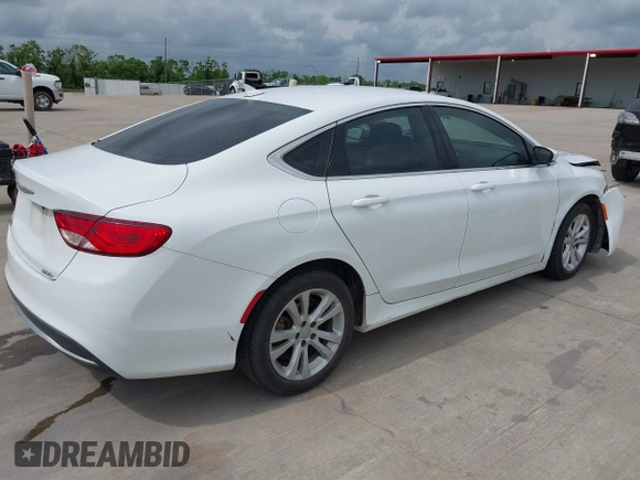 2015 Chrysler 200 Limited z VIN 1C3CCCAB1FN597777, wystawiony jako IAAI lot #42151834 z przebiegiem 257 628 mil mil oraz . Historia ofert i sprzedaży dostępna na DreamBid. Obrazek 4.