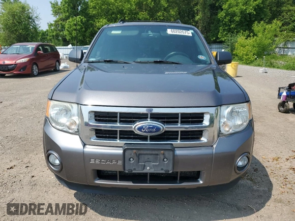 2012 Ford Escape XLT z VIN 1FMCU9DG8CKB35535, wystawiony jako Copart lot #60202675 z przebiegiem 205 750 mil mil oraz Szkoda całkowita • Salvage title. Historia ofert i sprzedaży dostępna na DreamBid. Obrazek 5.