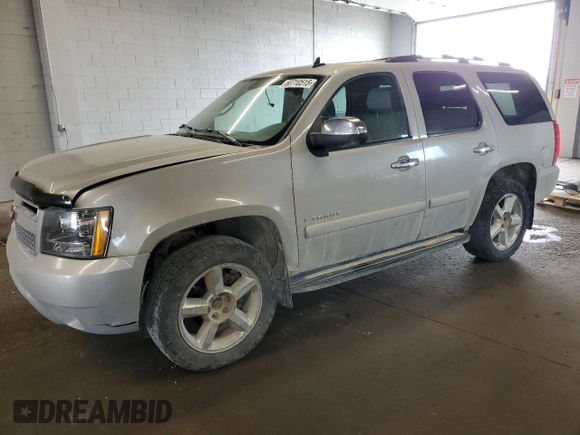 2007 Chevrolet Tahoe LT z VIN 1GNFK130X7J373208, wystawiony jako Copart lot #60710515 z przebiegiem 304 885 mil mil oraz Szkoda całkowita • Salvage title. Historia ofert i sprzedaży dostępna na DreamBid. Obrazek 1.