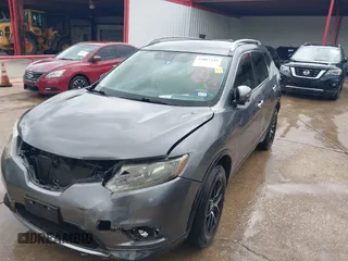 2015 Nissan Rogue SL with VIN 5N1AT2MT4FC773875, listed as a IAAI auction lot 41803439 with 206,399 mi miles. Bid and sale history available at carsss.com. Image 21.