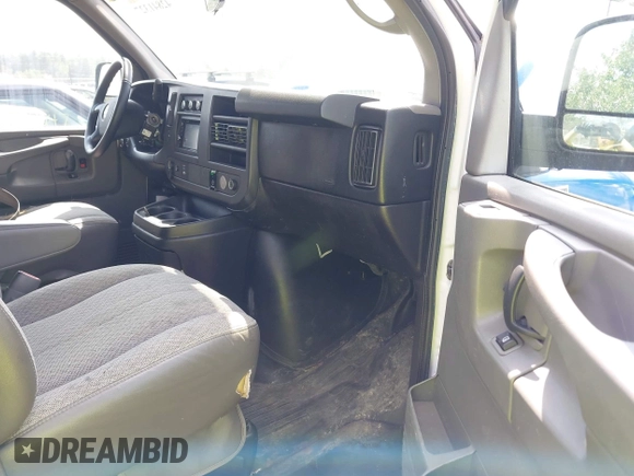 2011 Chevrolet Express Cargo z VIN 1GCZGTCGXB1160462, wystawiony jako IAAI lot #42841327 z przebiegiem 254 685 mil mil oraz . Historia ofert i sprzedaży dostępna na DreamBid. Obrazek 5.