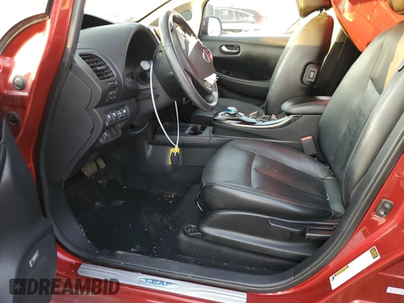 2015 Nissan LEAF SV with VIN 1N4AZ0CP3FC325967, listed as a Copart auction lot 70502122 with 30,502 mi miles. Bid and sale history available at carsss.com. Image 7.