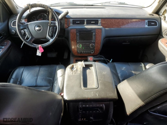 2008 Chevrolet Tahoe LTZ with VIN 1GNFK13038J105926, listed as a Copart auction lot 41866075 with 265,130 mi miles and Clean Title. Bid and sale history available at carsss.com. Image 8.