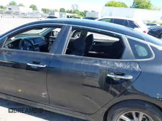 2020 Kia Optima SE с VIN 5XXGT4L32LG401068, выставлен на аукционе IAAI как лот 42000683 с пробегом 114 897 миль миль и . История ставок и продаж доступна на DreamBid. Изображение 13.