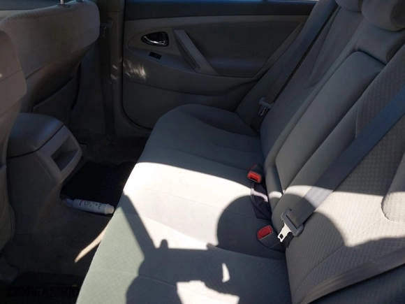 2007 Toyota Camry CE with VIN 4T1BE46KX7U115813, listed as a IAAI auction lot 41803314 with 165,233 mi miles. Bid and sale history available at carsss.com. Image 8.