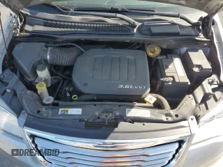 2015 Chrysler Town & Country LX with VIN 2C4RC1AG2FR677596, listed as a Copart auction lot 52257765 with 193,937 mi miles and Salvage Title. Bid and sale history available at carsss.com. Image 13.