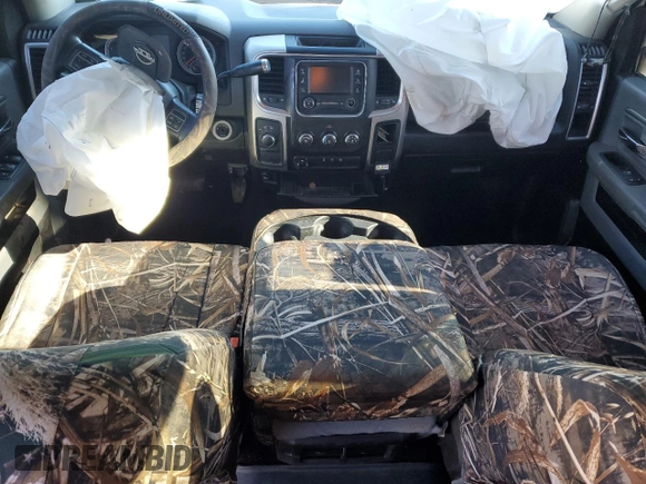 2018 Ram 2500 Big Horn with VIN 3C6UR5DL9JG382560, listed as a Copart auction lot 87449054 with 220,172 mi miles and Salvage Title. Bid and sale history available at carsss.com. Image 8.