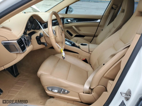 2015 Porsche Panamera 4 with VIN WP0AA2A7XFL001351, listed as a Copart auction lot 71398614 with 51,125 mi miles and Salvage Title. Bid and sale history available at carsss.com. Image 7.