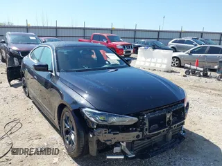 2024 BMW i4 xDrive40 z VIN WBY83FB05RFS37070, wystawiony jako IAAI lot #41975207 z przebiegiem 8 304 mil mil oraz . Historia ofert i sprzedaży dostępna na DreamBid. Obrazek 1.