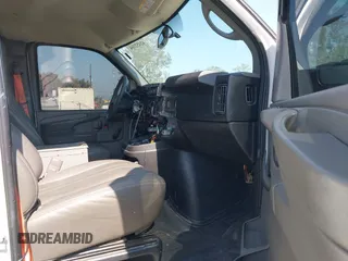 2013 Chevrolet Express Cargo with VIN 1GCWGFCB8D1902532, listed as a IAAI auction lot 42452764 with 95,113 mi miles and . Bid and sale history available at DreamBid. Image 5.