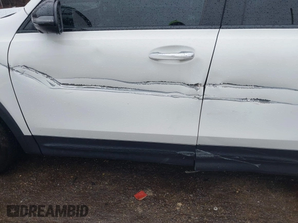 2023 Mercedes-Benz GLB 250 с VIN W1N4M4HB9PW308660, выставлен на аукционе IAAI как лот 41864309 с пробегом 32 542 миль миль и . История ставок и продаж доступна на DreamBid. Изображение 18.
