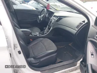 2013 Hyundai Sonata Limited with VIN 5NPEC4AB3DH761148, listed as a IAAI auction lot 41859914 with 168,305 mi miles and . Bid and sale history available at DreamBid. Image 5.