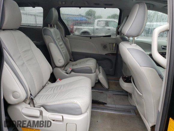 2011 Toyota Sienna XLE AAS с VIN 5TDYK3DC9BS167055, выставлен на аукционе Copart как лот 58291765 с пробегом 88 235 миль миль и Чистый • Clean title. История ставок и продаж доступна на DreamBid. Изображение 11.