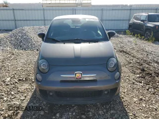 2015 FIAT 500 Abarth z VIN 3C3CFFFH7FT528128, wystawiony jako Copart lot #54179305 z przebiegiem 49 266 mil mil oraz Czysty tytuł • Clean title. Historia ofert i sprzedaży dostępna na DreamBid. Obrazek 5.