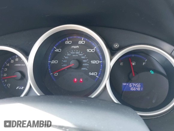 2007 Honda Fit with VIN JHMGD38437S003645, listed as a IAAI auction lot 42409925 with 166,481 mi miles and . Bid and sale history available at DreamBid. Image 7.