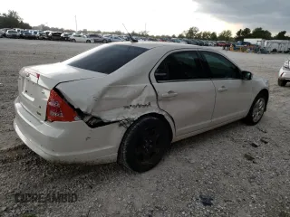 2010 Ford Fusion SE with VIN 3FAHP0HG0AR430215, listed as a Copart auction lot 68219033 with 215,228 mi miles and Non Repairable. Bid and sale history available at DreamBid. Image 3.