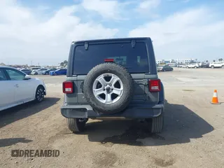 2020 Jeep Wrangler Unlimited Sport S z VIN 1C4HJXDN2LW261730, wystawiony jako IAAI lot #42034942 z przebiegiem 61 465 mil mil oraz . Historia ofert i sprzedaży dostępna na DreamBid. Obrazek 16.