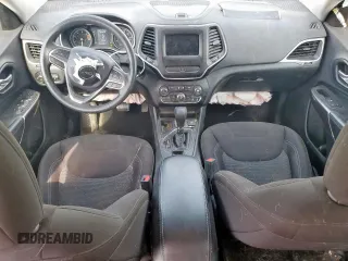 2019 Jeep Cherokee Latitude with VIN 1C4PJLCB2KD307482, listed as a Copart auction lot 59474485 with 69,628 mi miles and Salvage title. Bid and sale history available at DreamBid. Image 8.