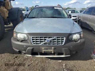 2004 Volvo V70 XC70 with VIN YV1SZ59H841141302, listed as a Copart auction lot 73741504 with 218,016 mi miles and Salvage Title. Bid and sale history available at carsss.com. Image 5.
