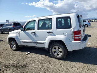 2012 Jeep Liberty Sport z VIN 1C4PJMAK4CW145790, wystawiony jako Copart lot #56780445 z przebiegiem 169 046 mil mil oraz Czysty tytuł • Clean title. Historia ofert i sprzedaży dostępna na DreamBid. Obrazek 2.