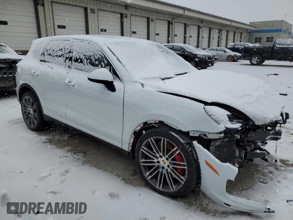 2015 Porsche Cayenne Turbo z VIN WP1AC2A28FLA80645, wystawiony jako Copart lot #45546165 z przebiegiem 105 952 mil mil oraz Szkoda całkowita • Salvage title. Historia ofert i sprzedaży dostępna na DreamBid. Obrazek 4.