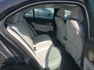 2022 Mercedes-Benz E 350 with VIN W1KZF8DB3NB076782, listed as a Copart auction lot 57126515 with 16,199 mi miles and Clean Title. Bid and sale history available at DreamBid. Image 10.