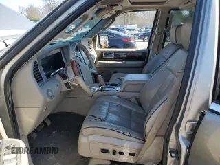 2008 Lincoln Navigator with VIN 5LMFU28598LJ04841, listed as a Copart auction lot 50329485 with 232,481 mi miles and Clean title. Bid and sale history available at DreamBid. Image 7.