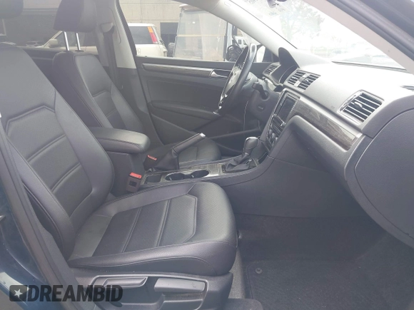 2018 Volkswagen Passat 2.0T SE with VIN 1VWBA7A30JC003243, listed as a IAAI auction lot 41895405 with 99,210 mi miles. Bid and sale history available at carsss.com. Image 5.