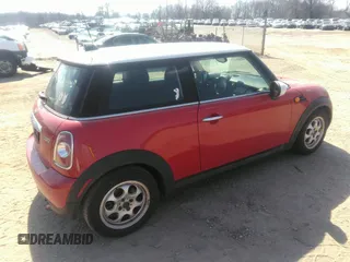 2012 MINI Hardtop with VIN WMWSU3C54CT261640, listed as a IAAI auction lot 41804505 with 170,261 mi miles and . Bid and sale history available at DreamBid. Image 4.