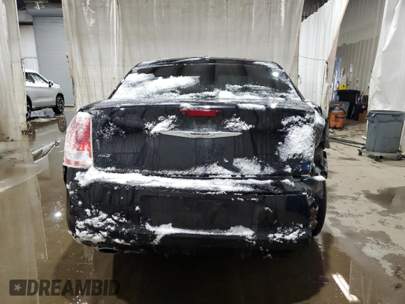 2013 Chrysler 300 S z VIN 2C3CCAGG2DH505279, wystawiony jako Copart lot #43584625 z przebiegiem 155 645 mil mil oraz Szkoda całkowita • Salvage title. Historia ofert i sprzedaży dostępna na DreamBid. Obrazek 6.
