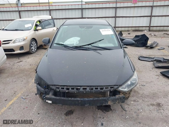 2017 Hyundai Elantra SE with VIN 5NPD84LFXHH140539, listed as a IAAI auction lot 41583020 with 112,035 mi miles. Bid and sale history available at carsss.com. Image 12.