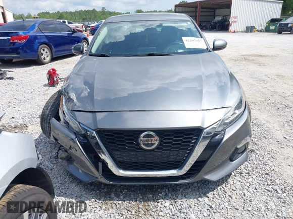 2020 Nissan Altima SV with VIN 1N4BL4DV2LC162265, listed as a IAAI auction lot 42297337 with 105,604 mi miles and . Bid and sale history available at DreamBid. Image 12.