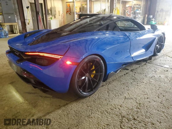 2018 McLaren 720S z VIN SBM14DCA1JW000261, wystawiony jako Copart lot #53197894 z przebiegiem 16 674 mil mil oraz . Historia ofert i sprzedaży dostępna na DreamBid. Obrazek 3.