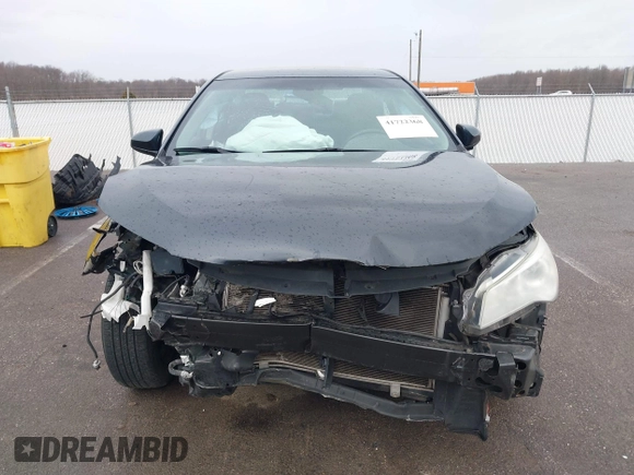 2015 Toyota Camry XLE with VIN 4T1BF1FK0FU079141, listed as a IAAI auction lot 41722368 with 89,201 mi miles. Bid and sale history available at carsss.com. Image 13.