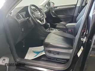 2024 Volkswagen Tiguan SE with VIN 3VV3B7AX8RM076346, listed as a IAAI auction lot 42734323 with 29,573 mi miles and . Bid and sale history available at DreamBid. Image 18.