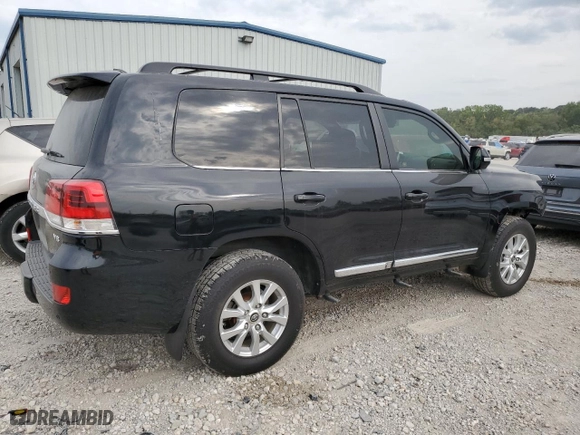 2018 Toyota Land Cruiser with VIN JTMCY7AJ6J4063717, listed as a Copart auction lot 71155184 with 107,071 mi miles and Salvage Title. Bid and sale history available at carsss.com. Image 3.