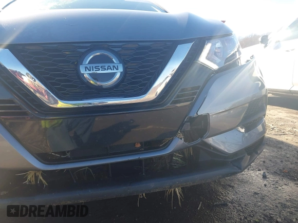 2020 Nissan Rogue Sport SL with VIN JN1BJ1CWXLW386085, listed as a IAAI auction lot 41573909 with 60,167 mi miles. Bid and sale history available at carsss.com. Image 17.
