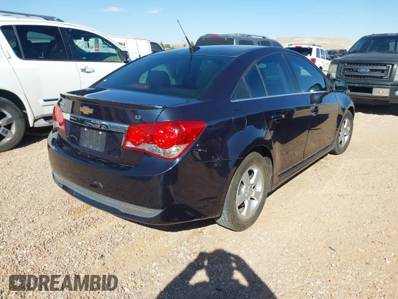 2014 Chevrolet Cruze 1LT z VIN 1G1PC5SB7E7442380, wystawiony jako IAAI lot #41784851 z przebiegiem 129 144 mil mil oraz . Historia ofert i sprzedaży dostępna na DreamBid. Obrazek 4.