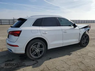 2019 Audi SQ5 Premium Plus with VIN WA1B4AFY8K2002466, listed as a Copart auction lot 86432854 with 41,572 mi miles and Salvage Title. Bid and sale history available at carsss.com. Image 3.
