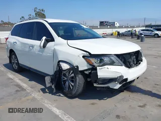2018 Nissan Pathfinder S z VIN 5N1DR2MN1JC658317, wystawiony jako IAAI lot #42470838 z przebiegiem 54 743 mil mil oraz . Historia ofert i sprzedaży dostępna na DreamBid. Obrazek 6.