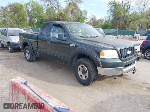2005 Ford F-150 XLT with VIN 1FTPX14555NA51705, listed as a IAAI auction lot 42098365 with 162,409 mi miles. Bid and sale history available at carsss.com. Image 1.