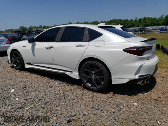 2022 Acura TLX w/A-Spec Pkg with VIN 19UUB2F63KA001533, listed as a Copart auction lot 60026834 with 18,120 mi miles and Salvage Title. Bid and sale history available at carsss.com. Image 2.