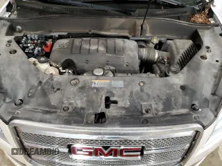 2016 GMC Acadia Denali z VIN 1GKKVTKD1GJ225693, wystawiony jako Copart lot #51792145 z przebiegiem Nie podano mil oraz Czysty tytuł • Clean title. Historia ofert i sprzedaży dostępna na DreamBid. Obrazek 12.