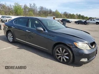 2008 Lexus LS 460 L z VIN JTHGL46F885030935, wystawiony jako Copart lot #56921195 z przebiegiem 306 101 mil mil oraz Tytuł czysty. Historia ofert i sprzedaży dostępna na DreamBid. Obrazek 4.