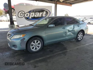 2011 Toyota Camry LE with VIN 4T1BF3EK8BU727381, listed as a Copart auction lot 65097685 with 209,777 mi miles and Clean title. Bid and sale history available at DreamBid. Image 1.