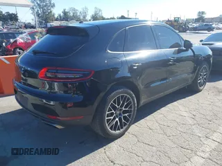 2018 Porsche Macan with VIN WP1AA2A54JLB04139, listed as a IAAI auction lot 41304595 with 53,012 mi miles and . Bid and sale history available at DreamBid. Image 4.